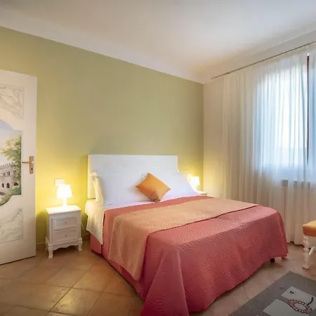 Guest house La Dimora Dei Tribbi